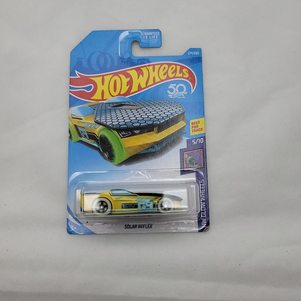 Hot Wheels 50th Anniversary Solar Reflex HW GLOW WHEELS